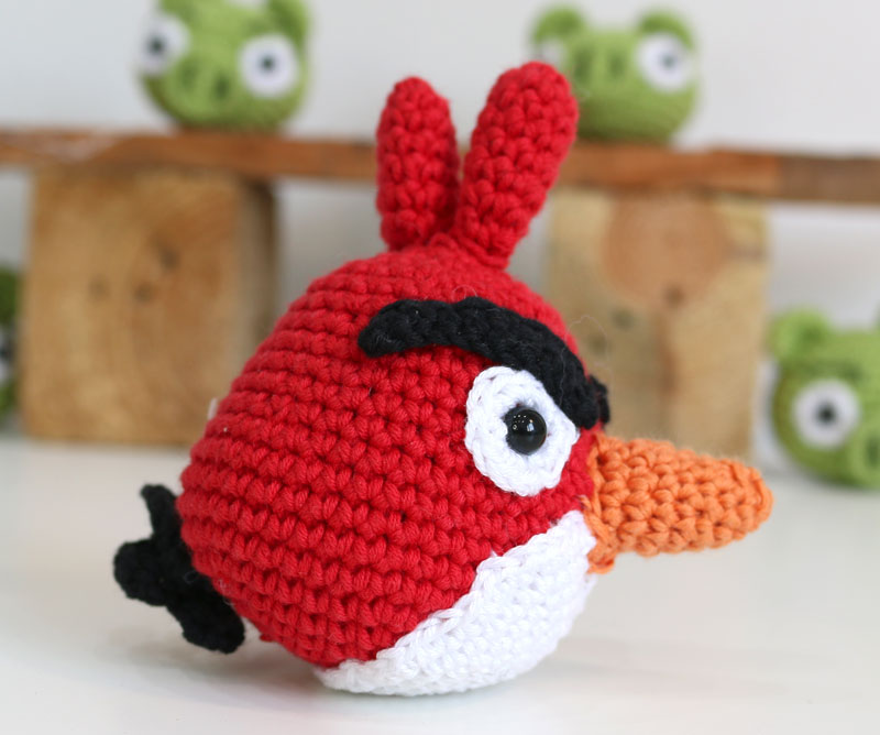 red angry bird free pattern crochet amigurumi with video tutorial step by step and written  pattern