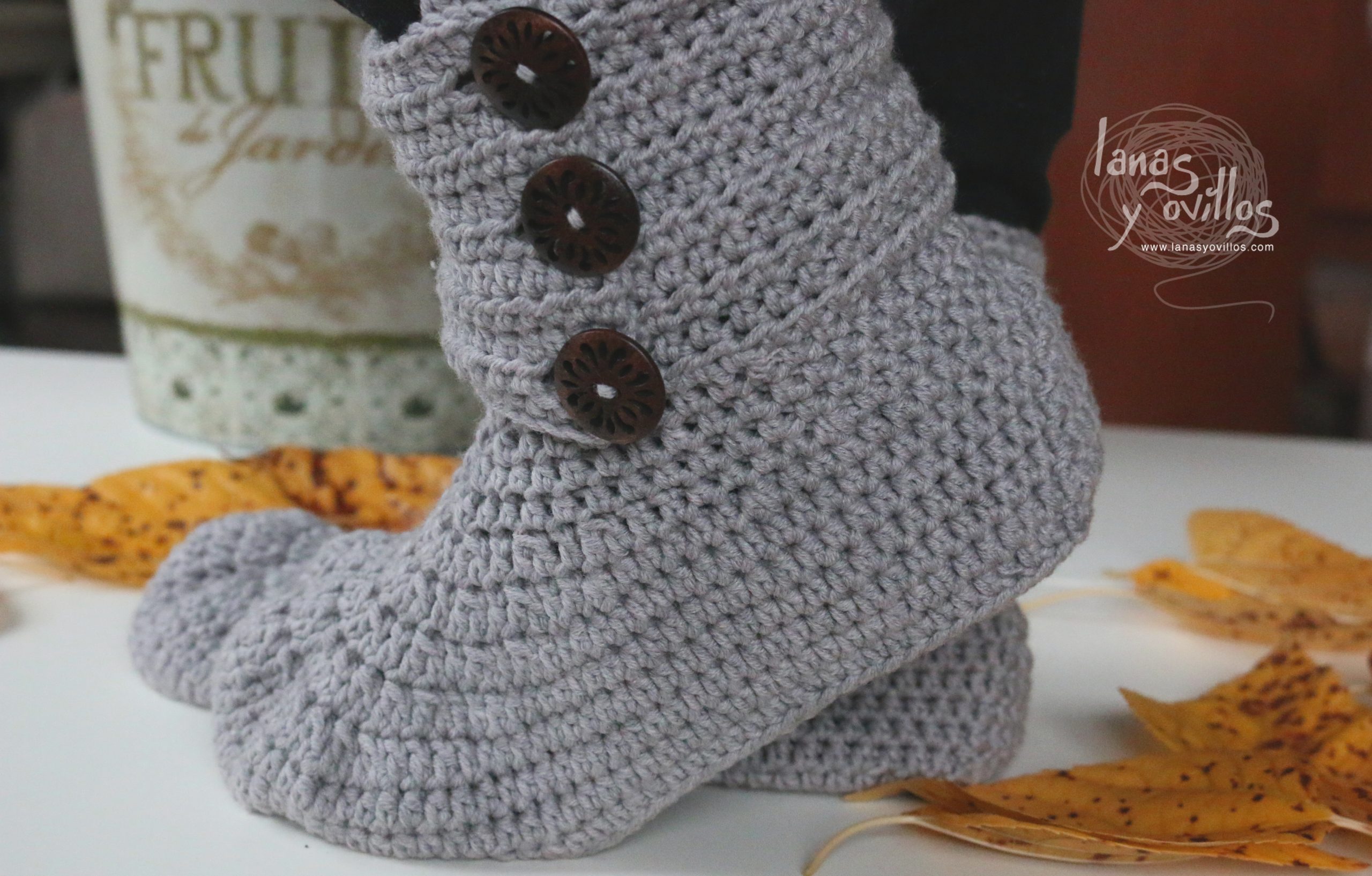 crochet booties slippers free pattern with video tutorial