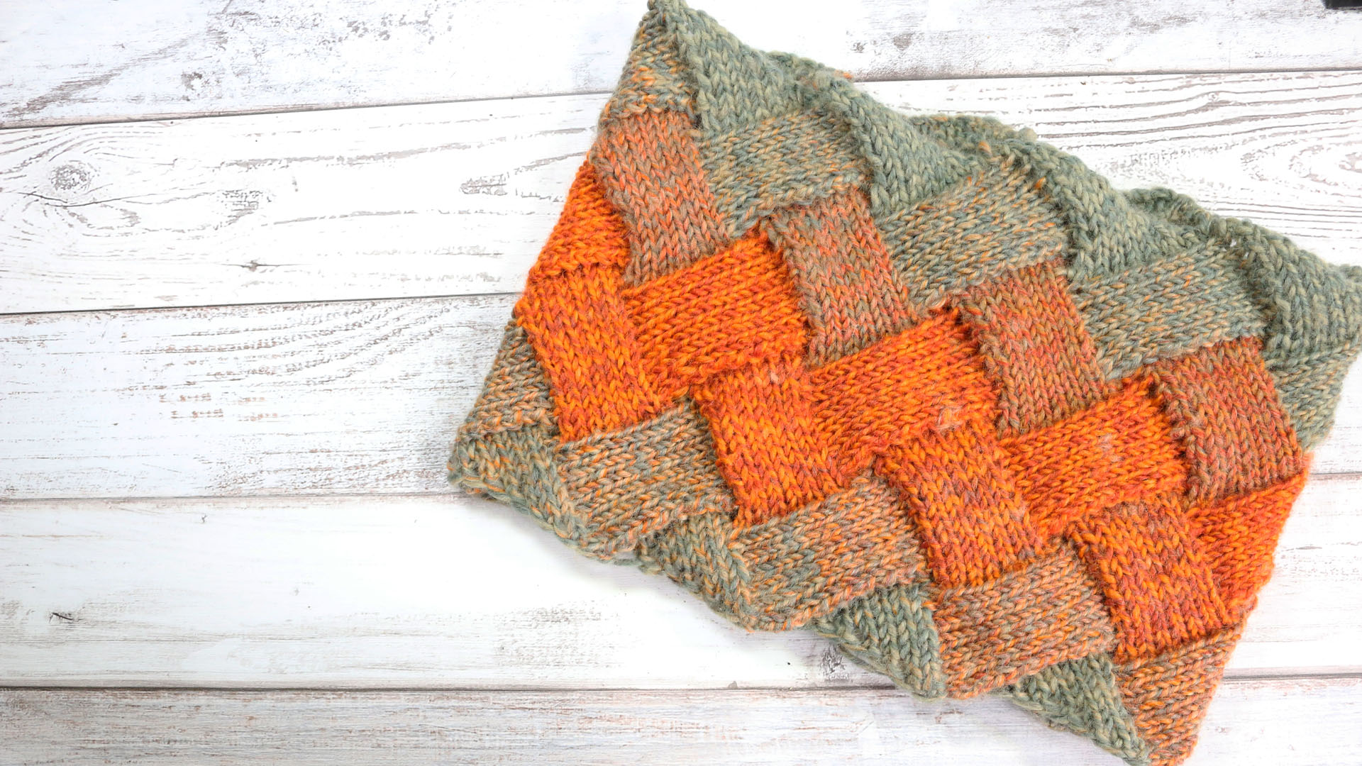 entrelac circular scarf knitting free pattern