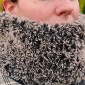 easy circular scarf polar free crochet pattern