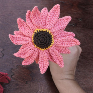 gerbera crochet flower free pattern